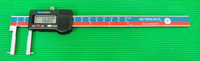 Electronic Digital Caliper(Inside Groove).png