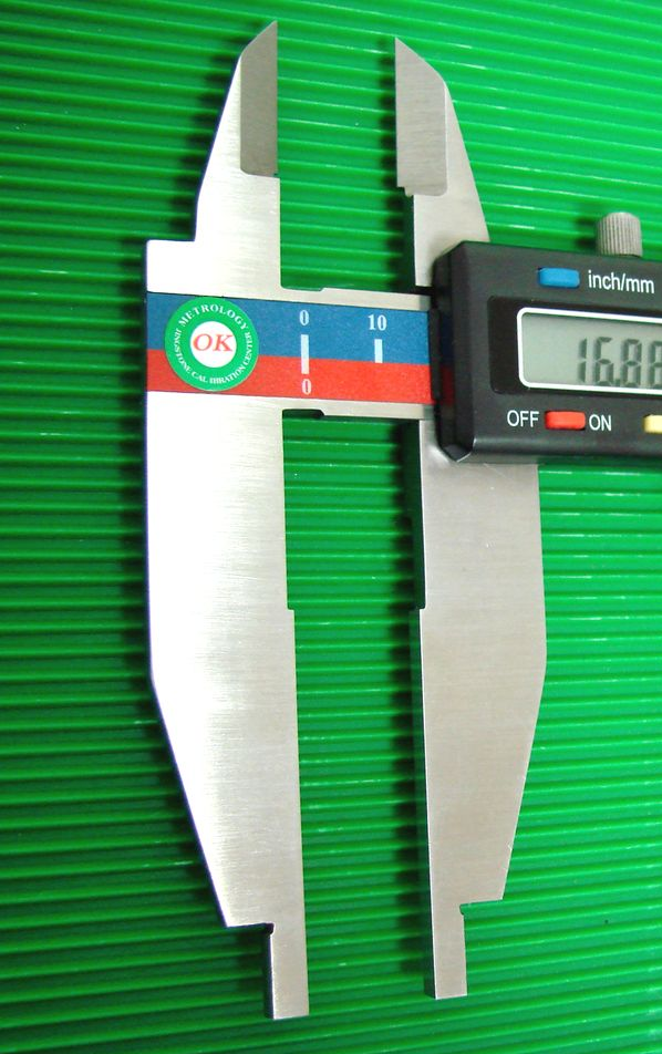 Electronic Digital Caliper(Double Outside Jaw)1.png