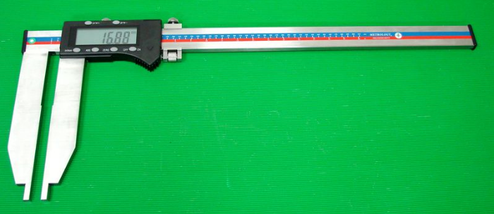 Electronic Digital Caliper(Single Long Jaw).png